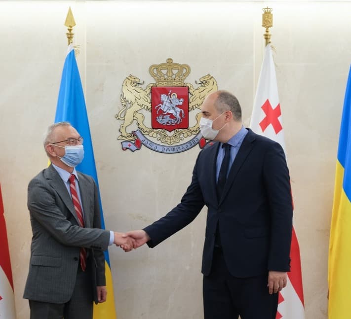 Frontnews image description