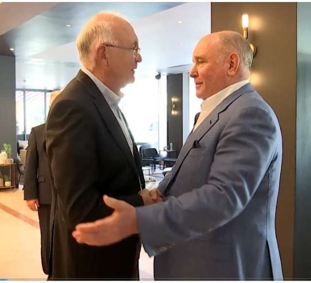 Frontnews image description