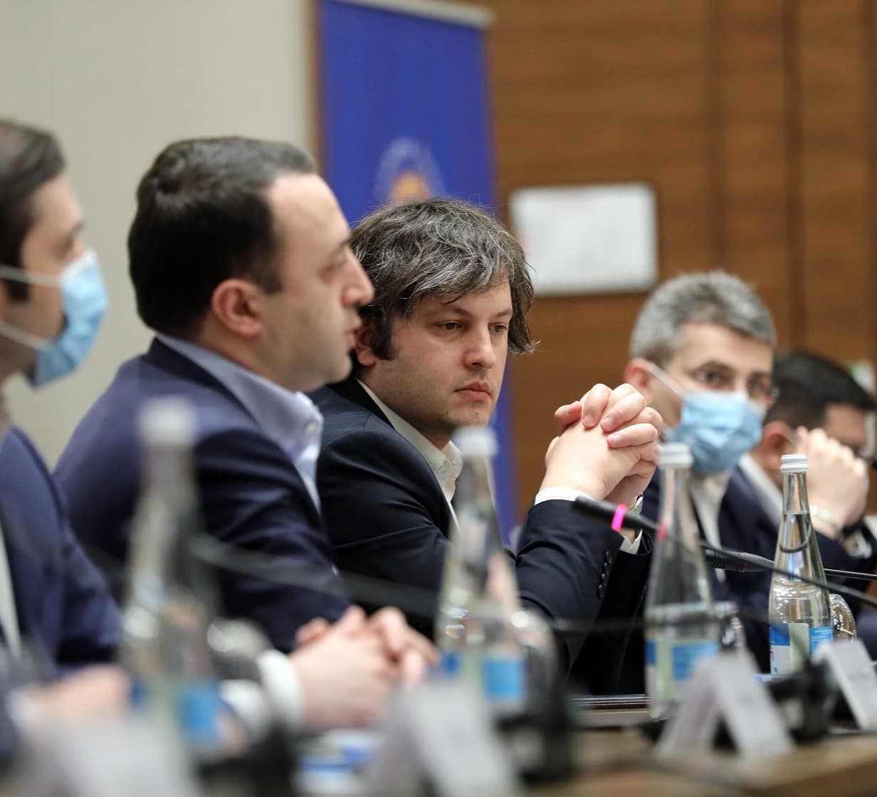 Frontnews image description