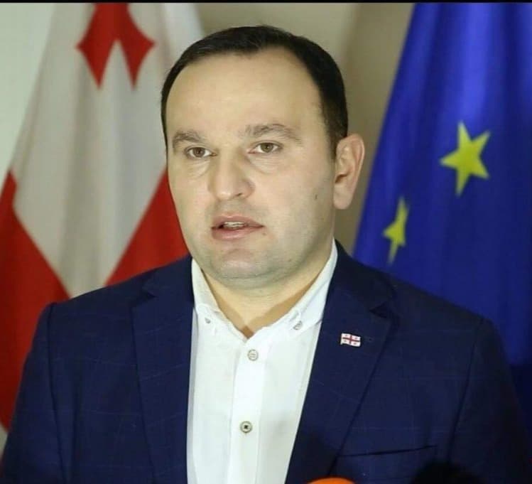 “ჩვენზე უმტკიცებდენ ხალხს, რომ მოღალატეები ვართ, ახლა თვითონ უხსნიან რატომ არ არიან მოღალატეები”