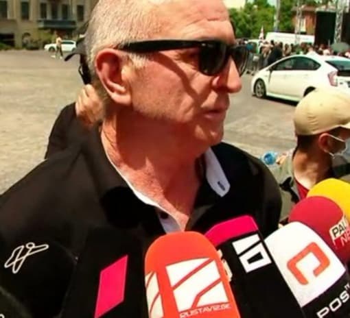 Frontnews image description