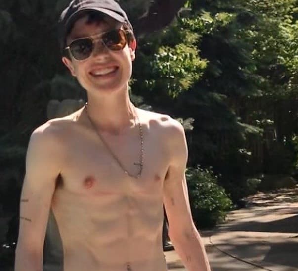 Frontnews image description