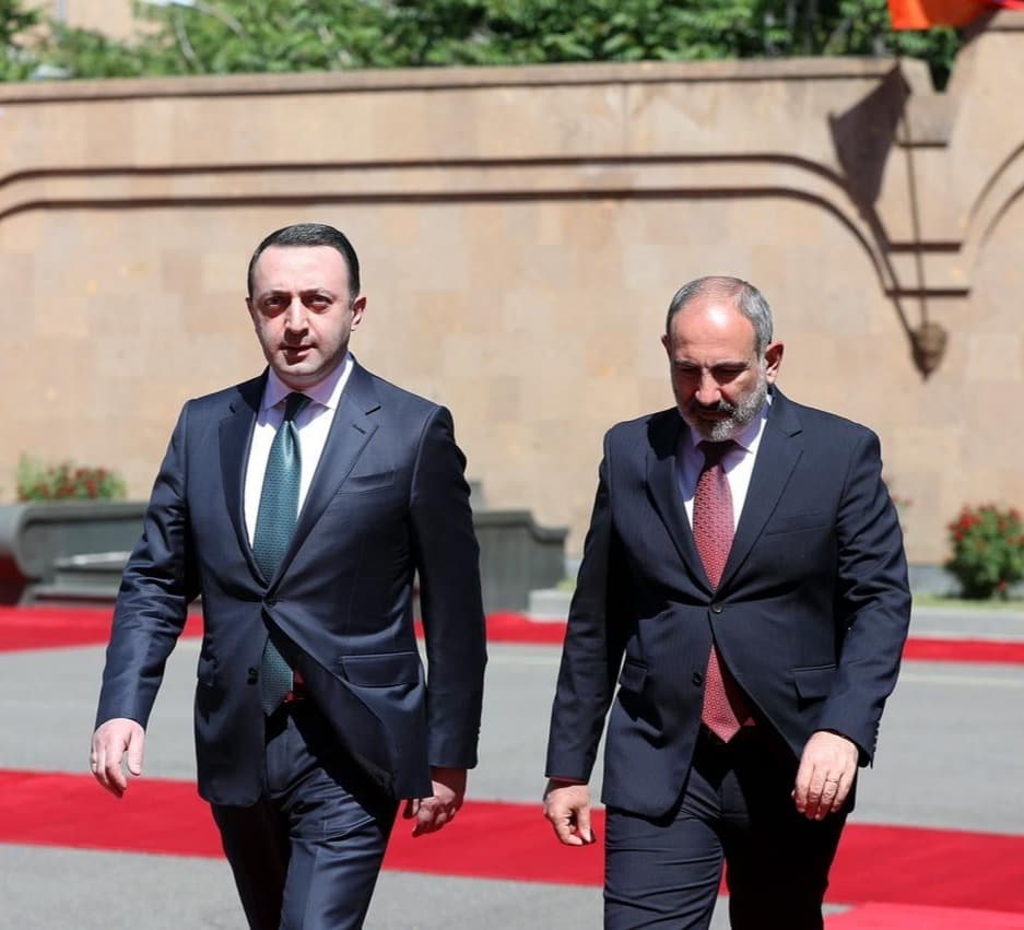 Frontnews image description