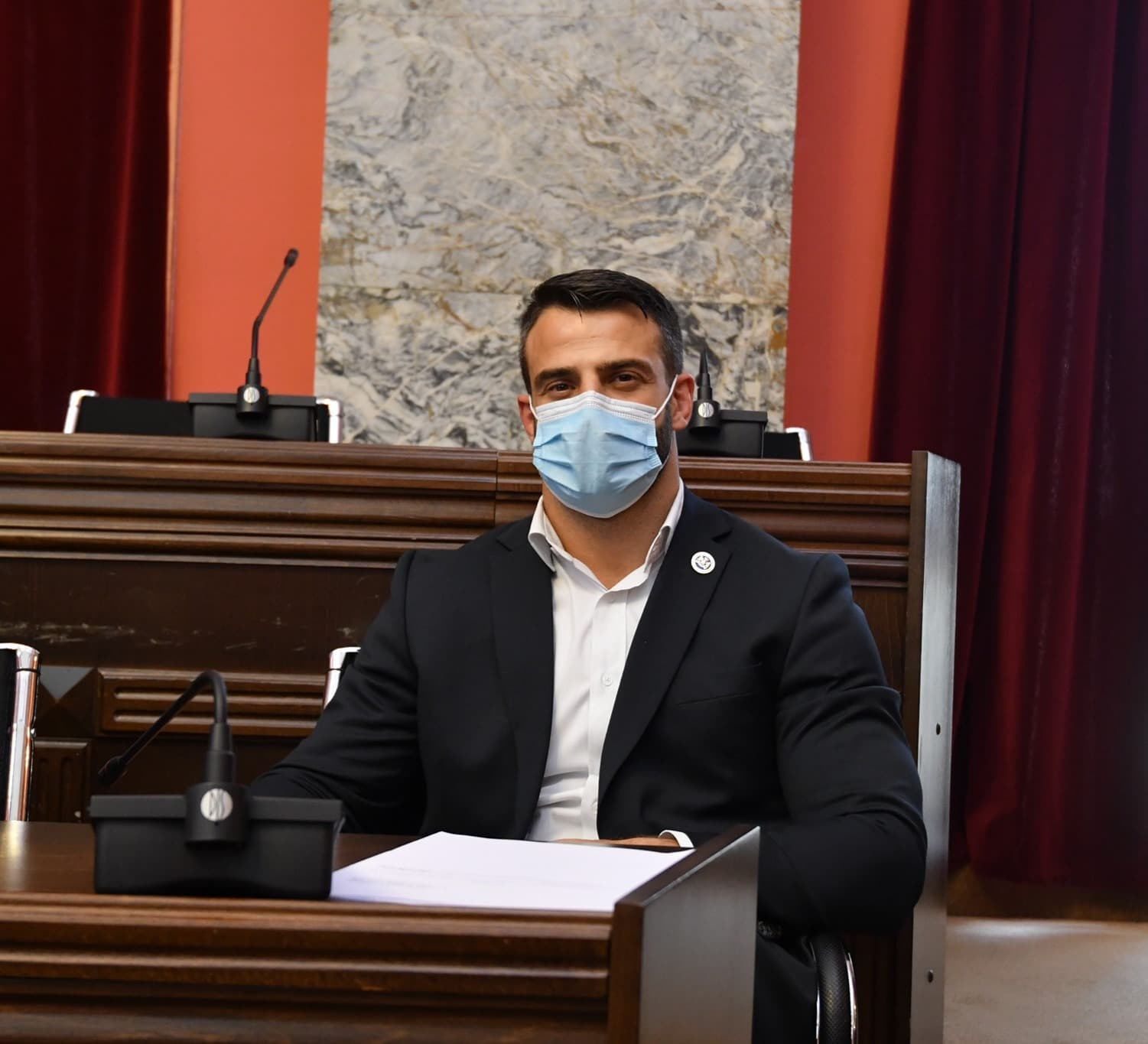 Frontnews image description