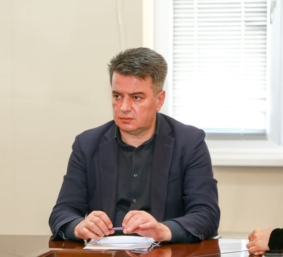 ექსკლუზივი: სამეგრელო-ზემო სვანეთის სახელმწიფო რწმუნებული თანამდებობას ტოვებს