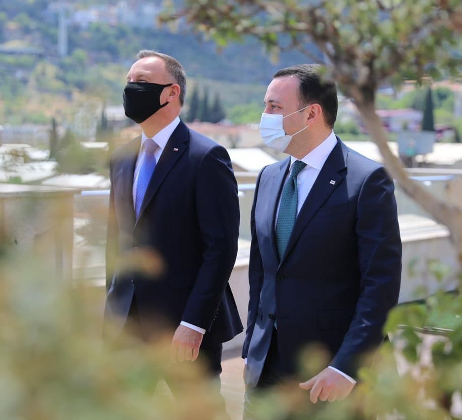 Frontnews image description