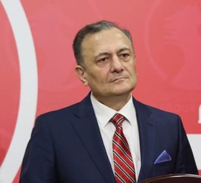 “ახლა კვლავ დათვალეთ ჩემი ხელფასი, კვლავ ნუ  მოგვცემთ ხმას, უარეს შედეგებსაც უსწრაფესად ნახავთ”