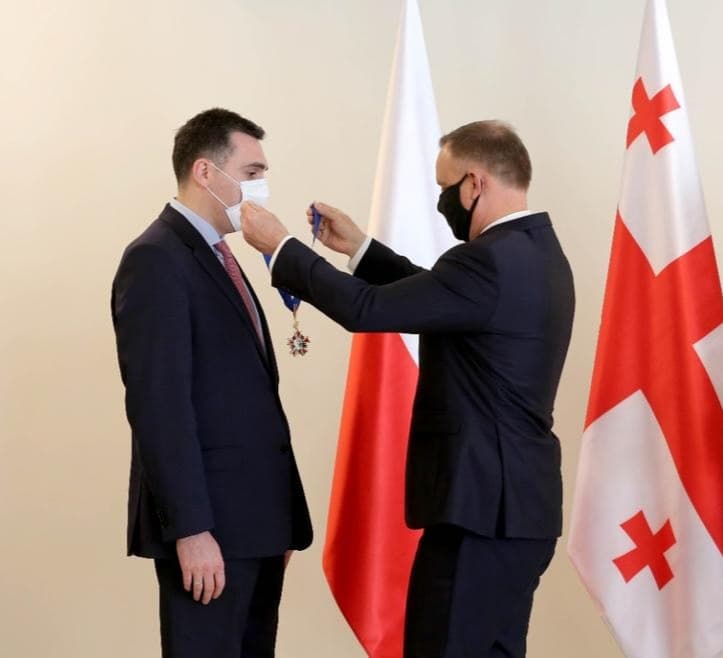 Frontnews image description