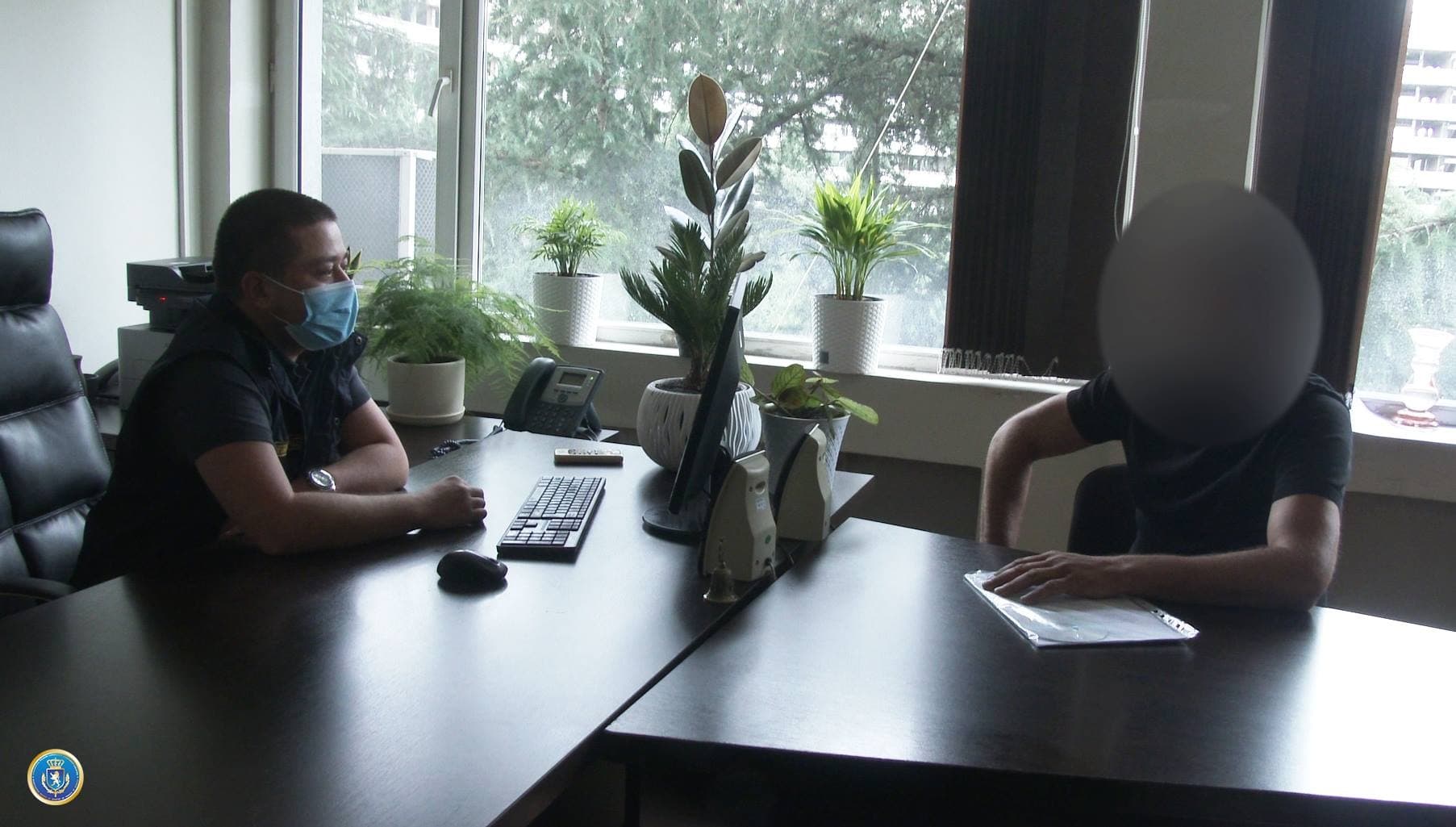 Frontnews image description