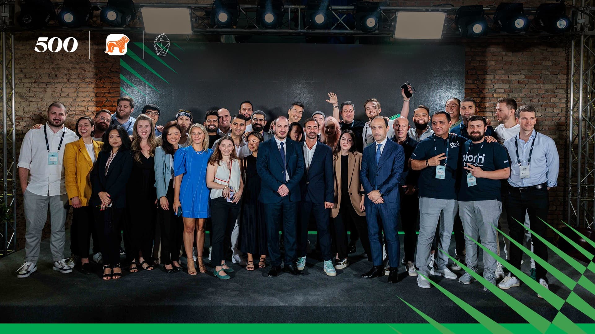 Frontnews image description