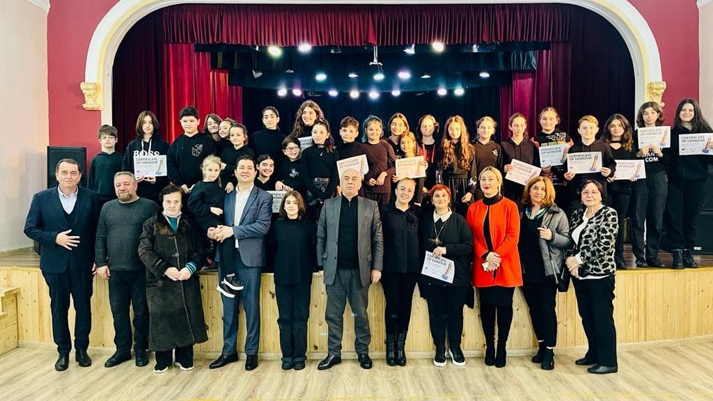 Frontnews image description