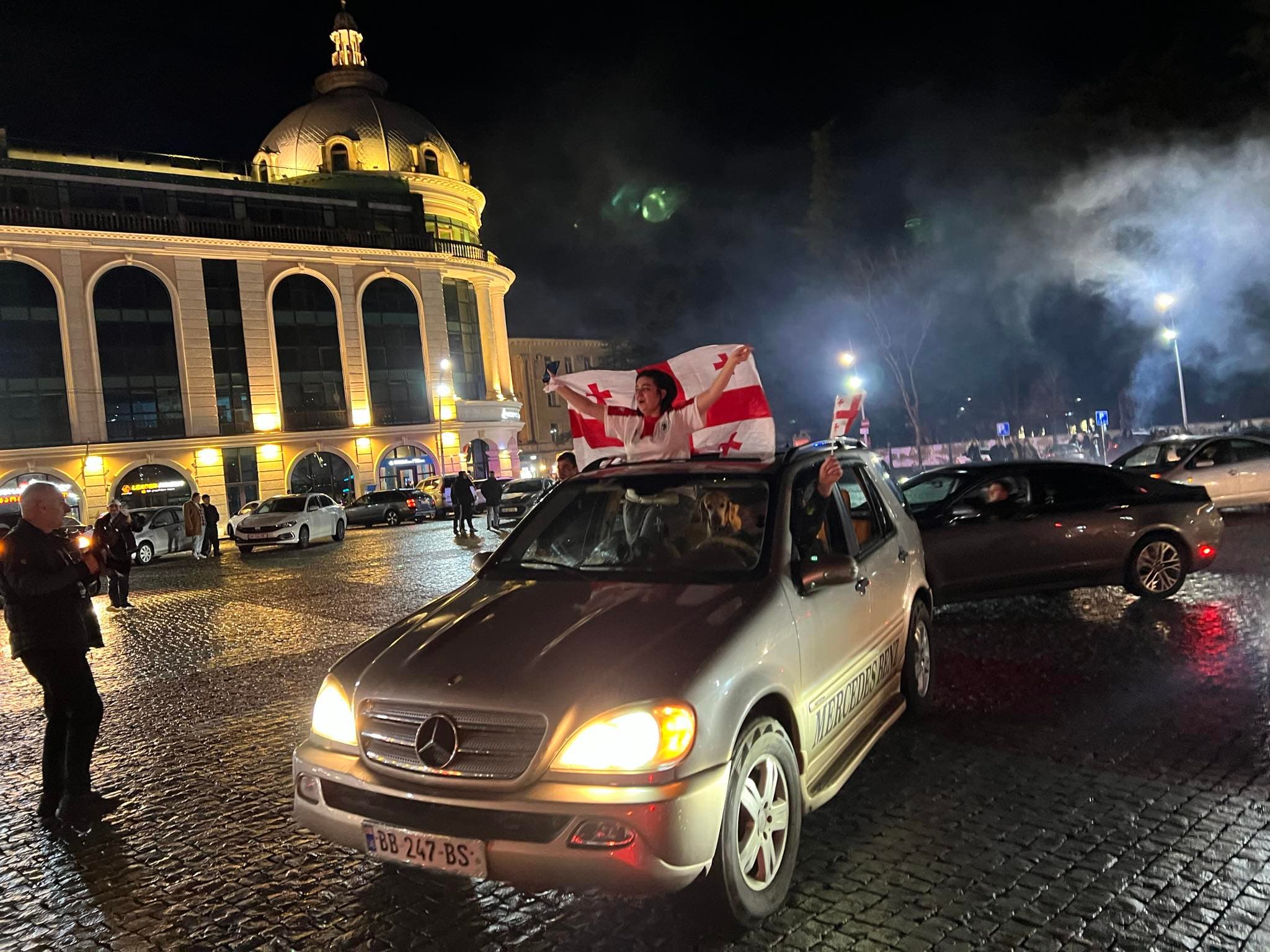 Frontnews image description