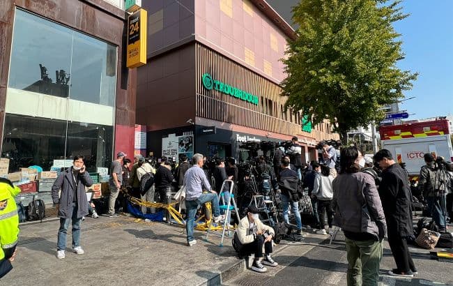 Frontnews image description