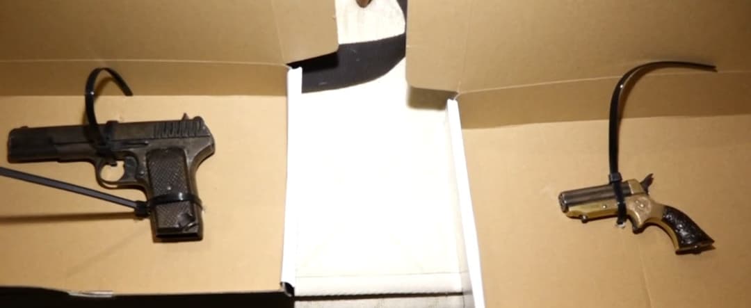 თბილისსა და რეგიონებში უკანონო ცეცხლსასროლი იარაღები და საბრძოლო მასალა ამოიღეს, დაკავებულია 6 პირი