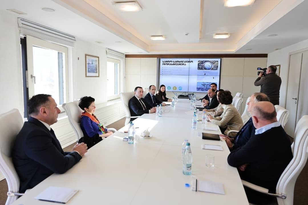 თავისუფალი სტილით სრიალში თხილამურებითა და სნოუბორდით საქართველოში გასამართ მსოფლიო ჩემპიონატთან დაკავშირებით სამუშაო შეხვედრა გაიმართა