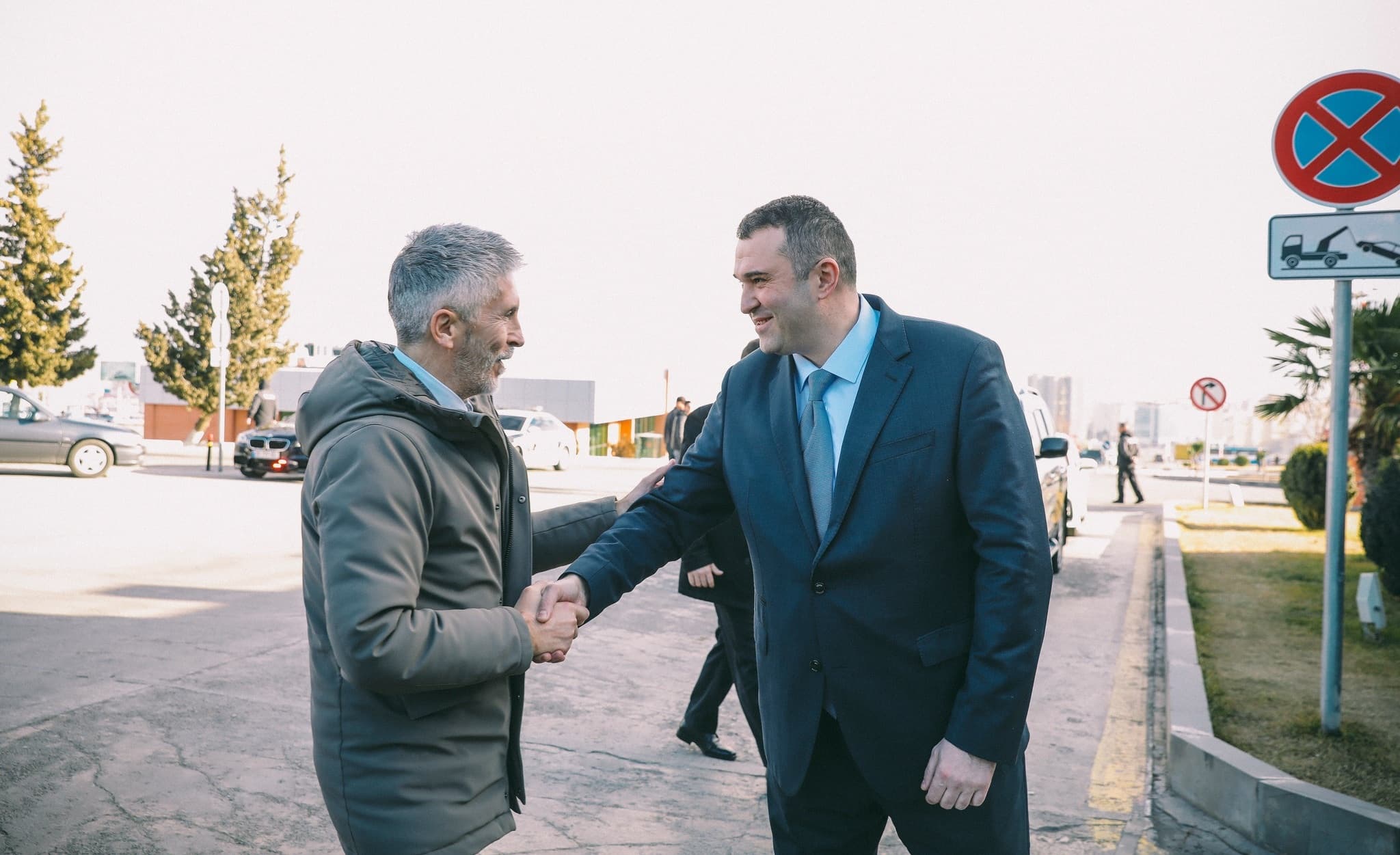 Frontnews image description