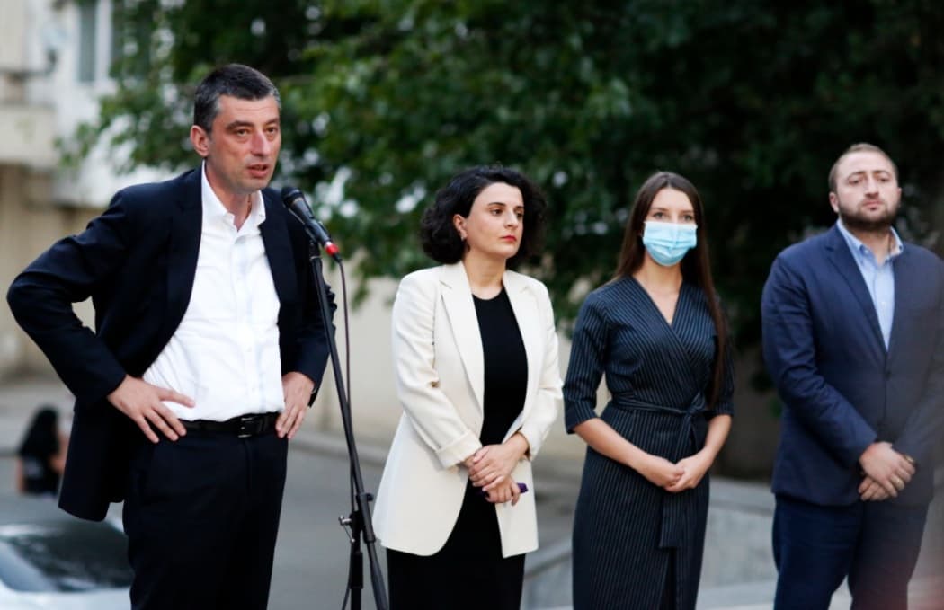 გიორგი გახარია – ნათია არის ჩამოყალიბებული პოლიტიკოსი, წარმატებული ადამიანი, რომელიც სახელმწიფოს ღირსეულად ემსახურებოდა ყველა ეტაპზე