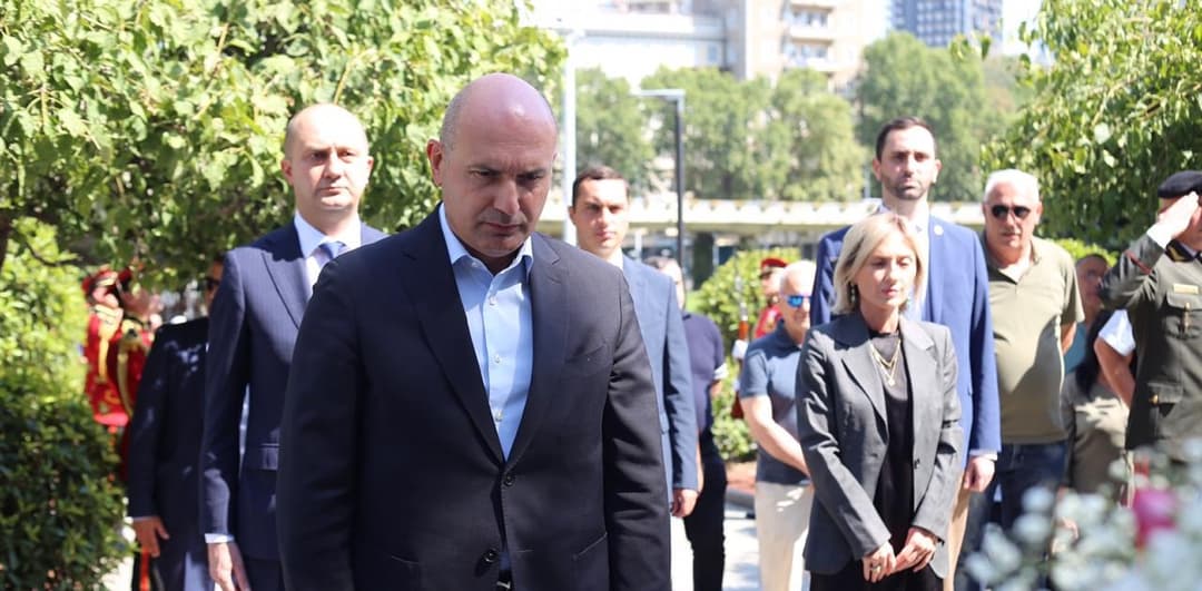 რუსლან აბაშიძემ საქართველოს ერთიანობისთვის ბრძოლაში დაღუპულთა ხსოვნას პატივი მიაგო