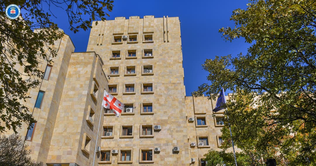 განსაკუთრებით დიდი ოდენობით ნარკოტიკული საშუალების უკანონოდ შეძენა, შენახვა და გასაღებაში ბრალდებულს 14 წლით პატიმრობა მიესაჯა