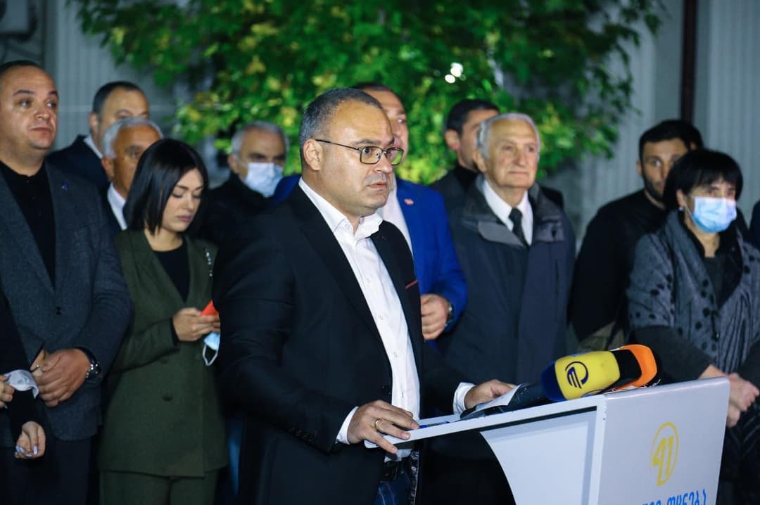 ზუგდიდის მერობის კანდიდატი მამუკა წოწერია მიმართვას ავრცელებს