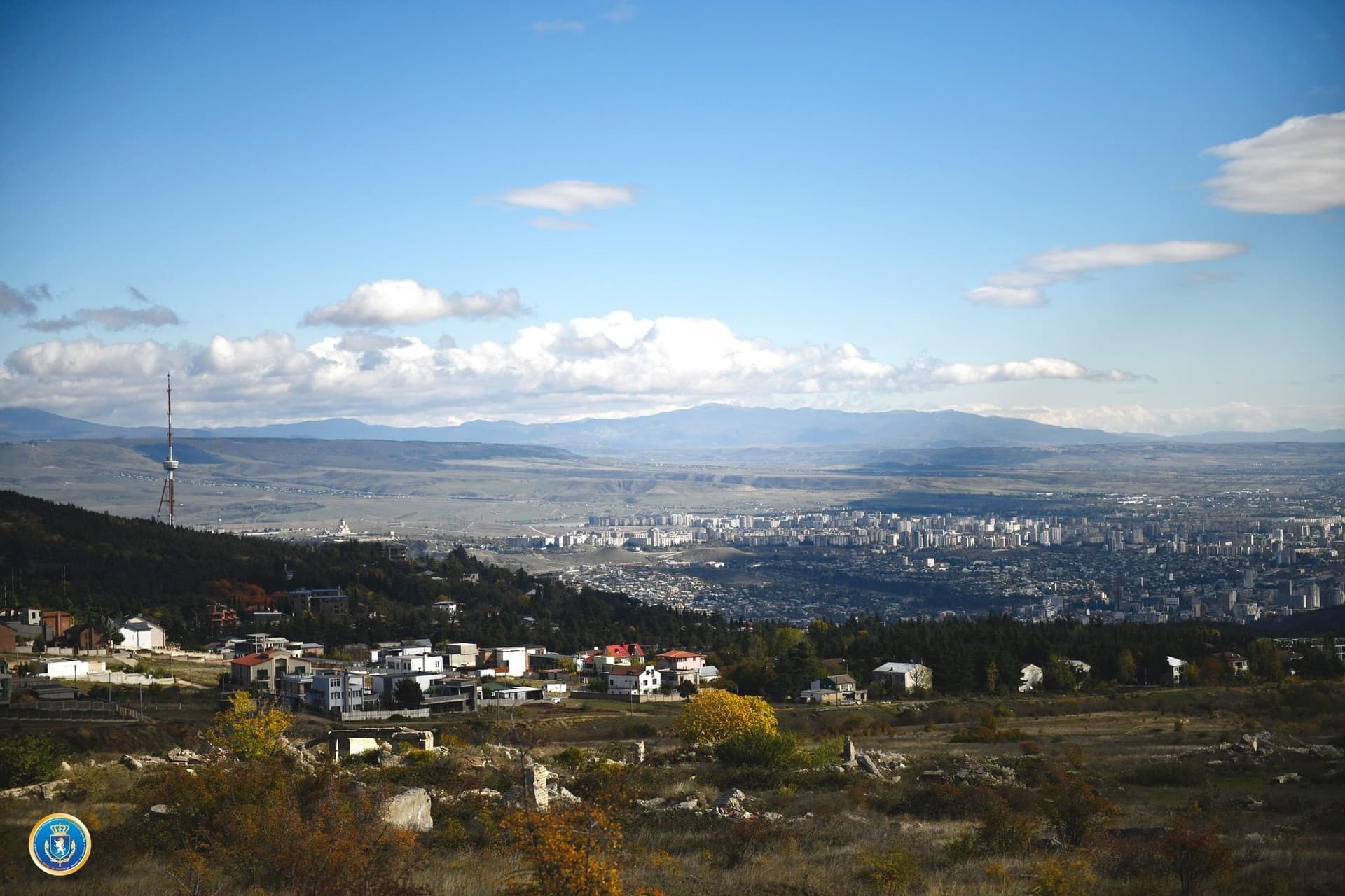 Frontnews image description