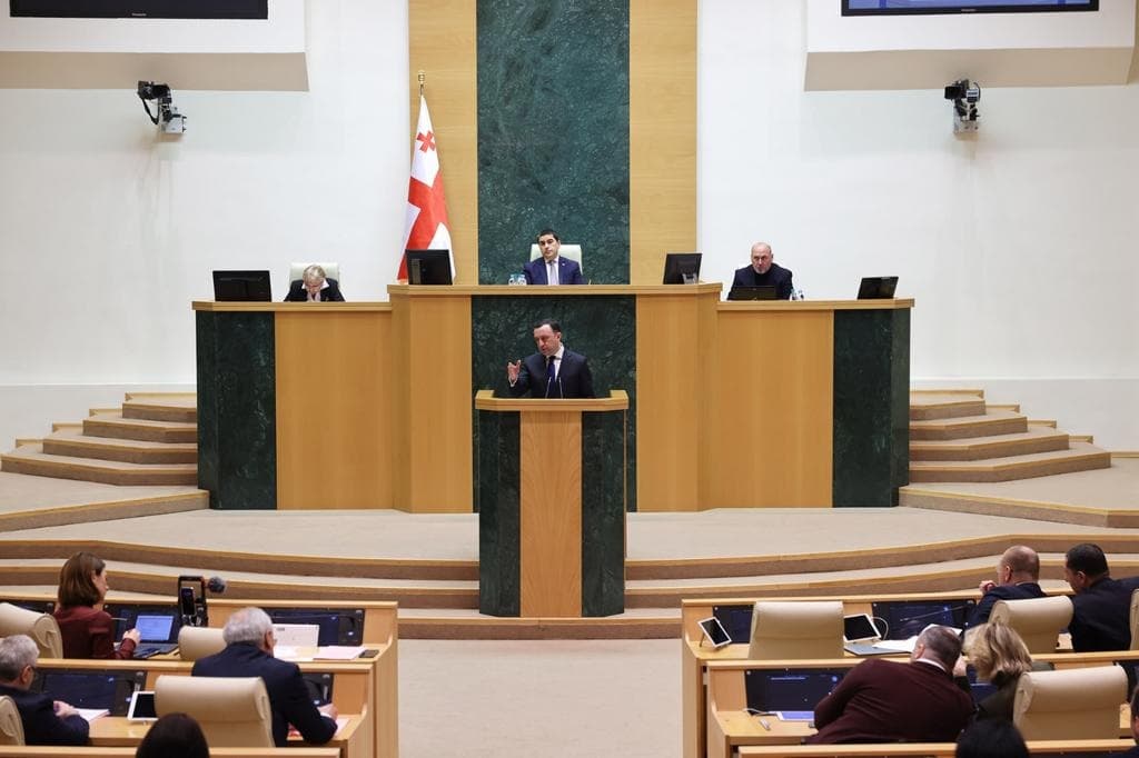 ირაკლი ღარიბაშვილი – საერთოდ რა კავშირი აქვს ფრანკლინს საქართველოსთან, აქედან დავიწყოთ, მეორე მთავარი, რაც “ფრანკლინის კლუბში” მიდის ახალგაზრდების რომ იტყვიან ტვინის გამორეცხვა
