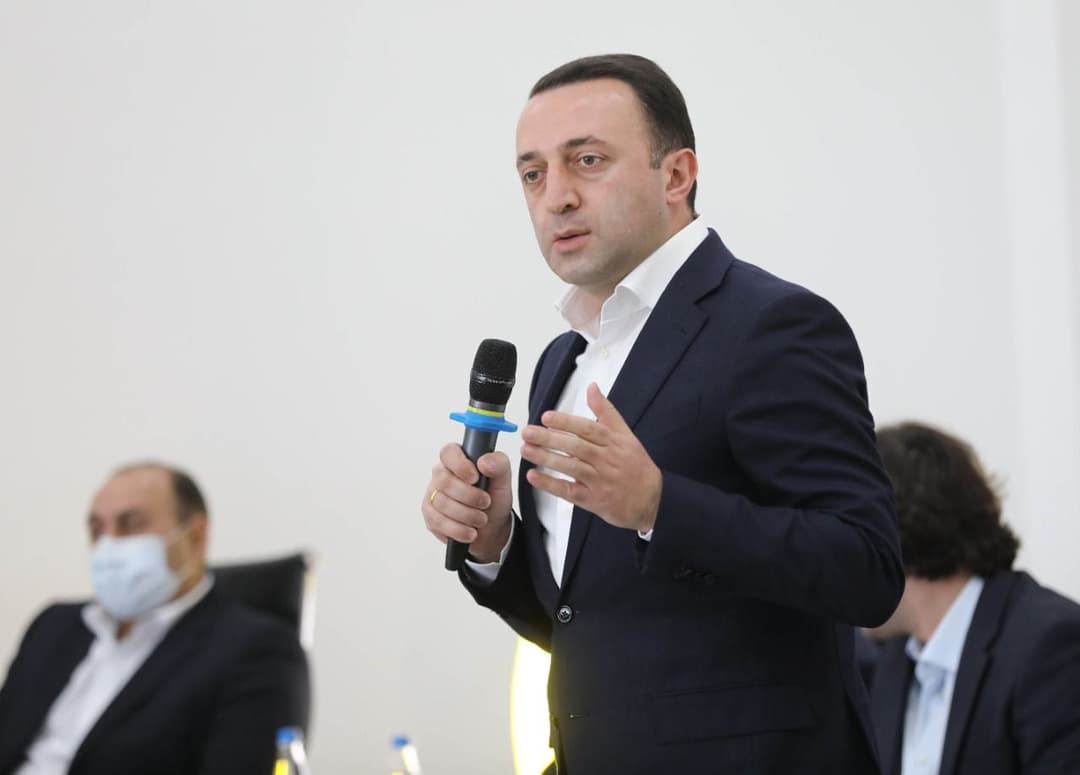 ირაკლი ღარიბაშვილი – თელავში ჩვენ ძალიან ღირსეულ კანდიდატს უპირისპირდება ბოტკოველი, რომელიც გამოირჩევა უბადლო ტყუილებით, დემაგოგიით და არის მოძალადე, მწამებელი პარტიის სახე