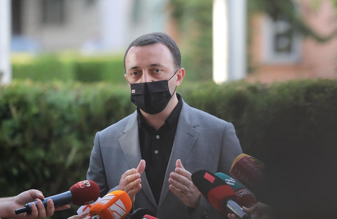 ირაკლი ღარიბაშვილი – ნინო ლაცაბიძე არის ძალიან დიდი გამოცდილების მქონე ღირსეული კანდიდატი, რომელიც მოემსახურება ჩვენს რუსთავს და რუსთაველებს