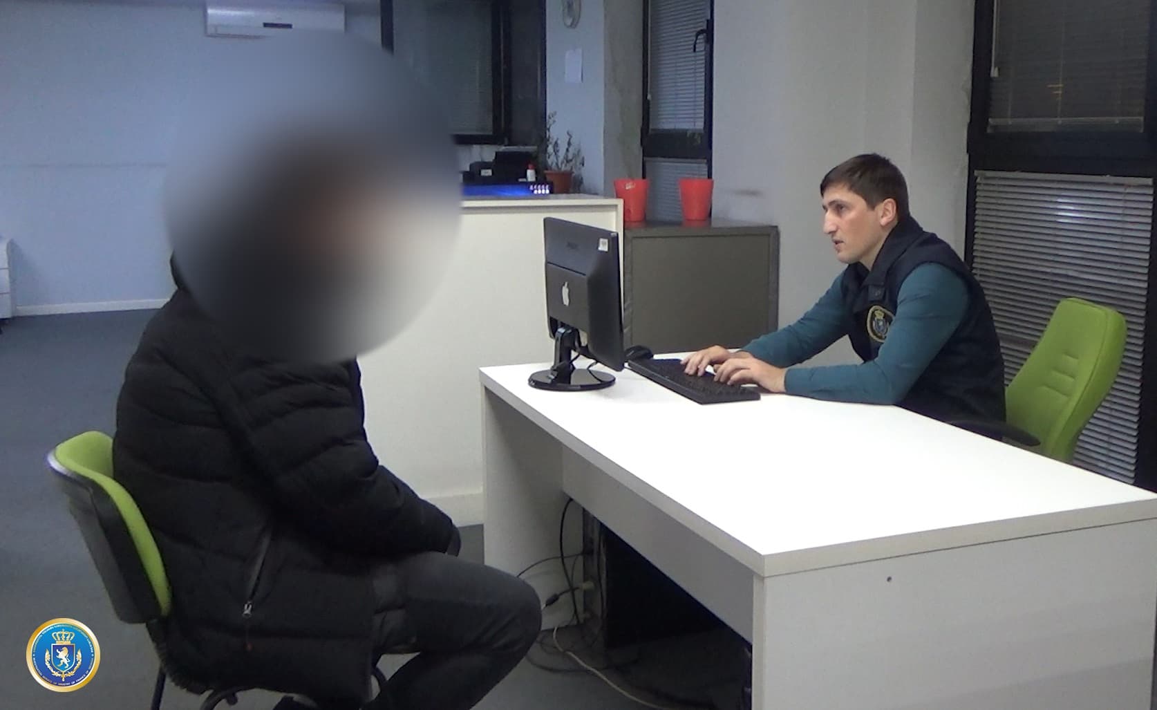 Frontnews image description