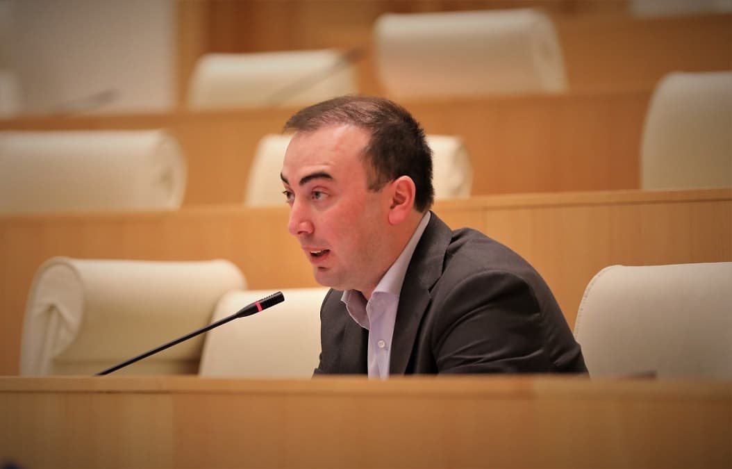 დავით ხაჯიშვილი – “ქართული ოცნება” მუდმივად ღალატობს ჩვენი ქვეყნის ინტერესებს, პარტნიორებს