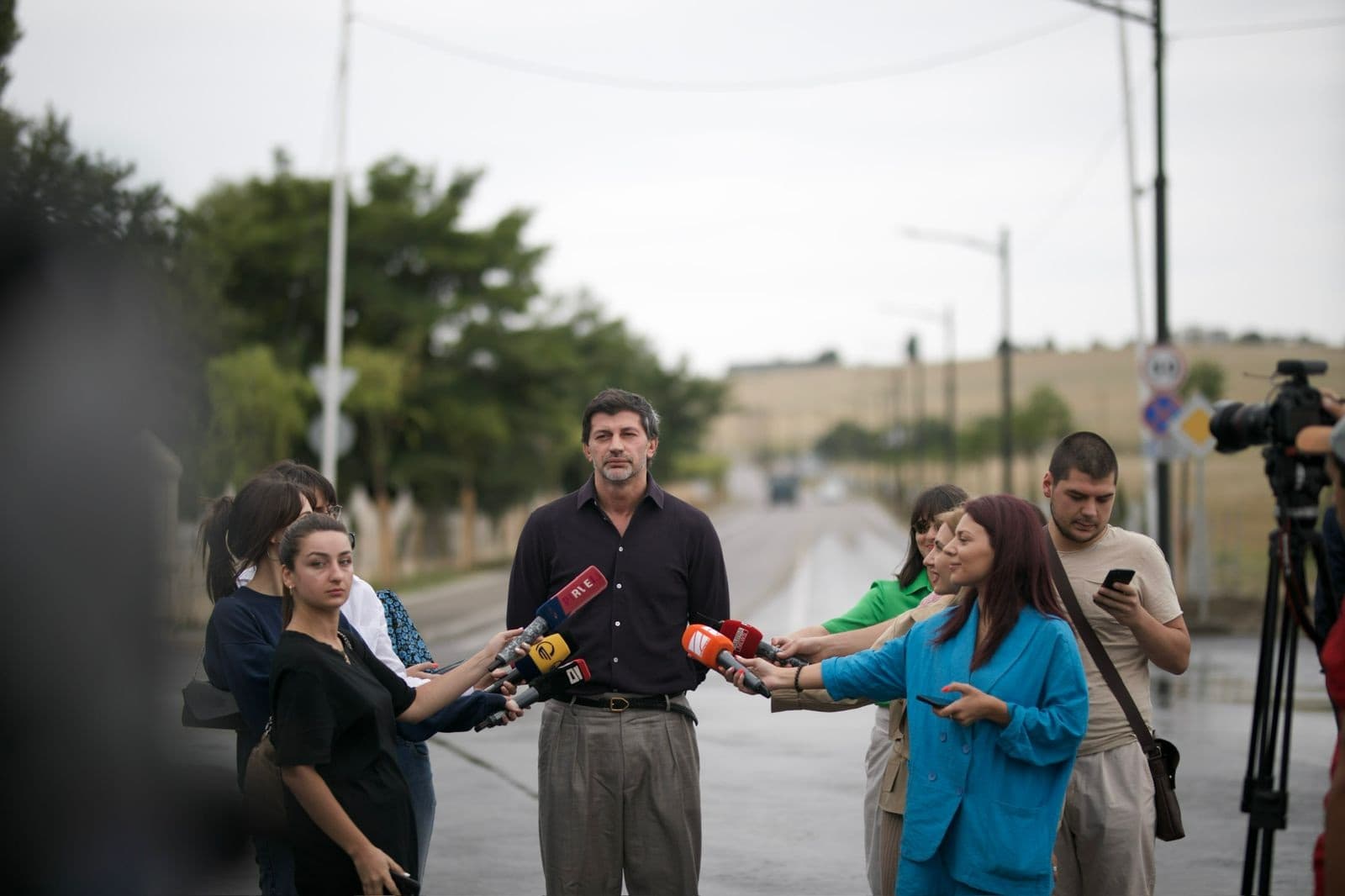 Frontnews image description