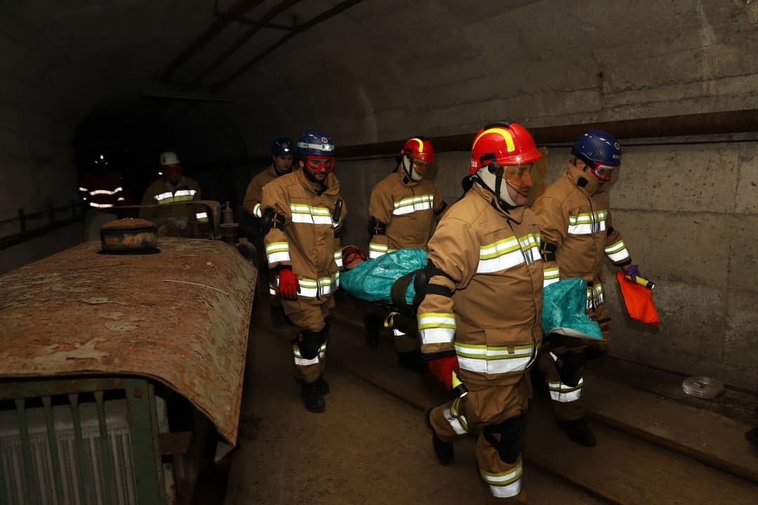 საგანგებო სიტუაციების მართვის სამსახურის მეხანძრე-მაშველებს მაღაროში სამაშველო სწავლება ჩაუტარდათ