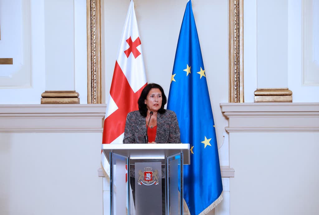 სალომე ზურაბიშვილი – თქვენ, მმართველმა პარტიამ არაფერი გააკეთეთ იმისათვის, რომ ბიძინა ივანიშვილი იმ რიგში არ ჩაწერილიყო