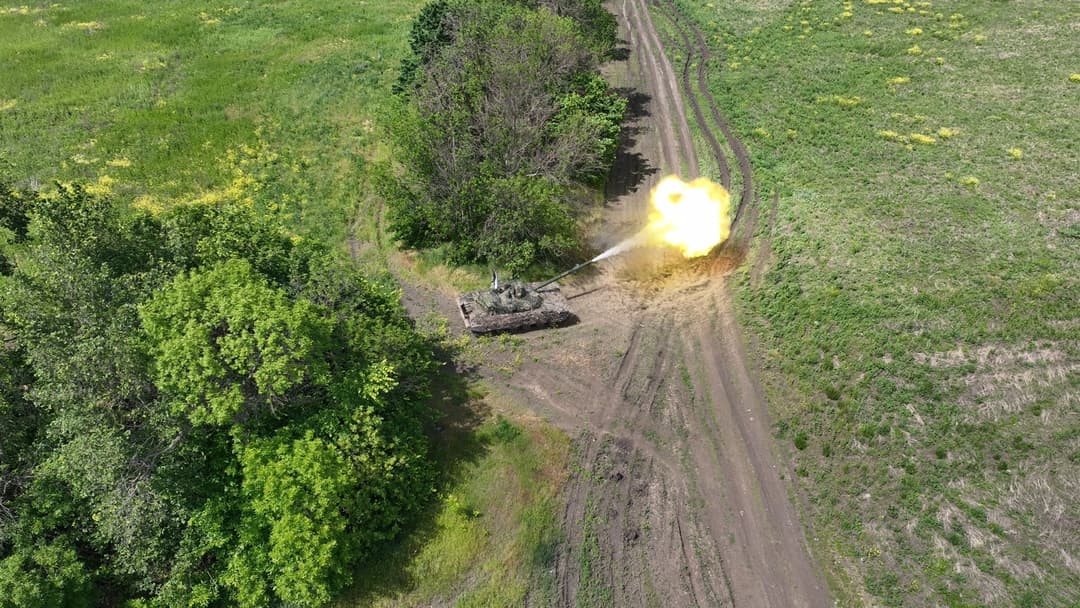 14 ტანკი, 25 საარტილერიო სისტემა, 500-ზე მეტი ოკუპანტი ერთ დღეში – რუსეთის ახალი დანაკარგები უკრაინაში