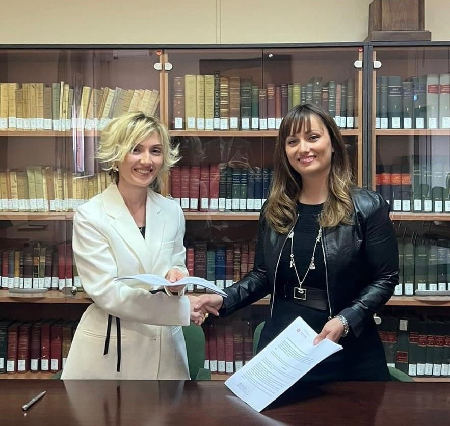 ნანა გაბელიამ რომის ლა საპიენცას უნივერსიტეტთან თანამშრომლობის შეთანხმებას მოაწერა ხელი