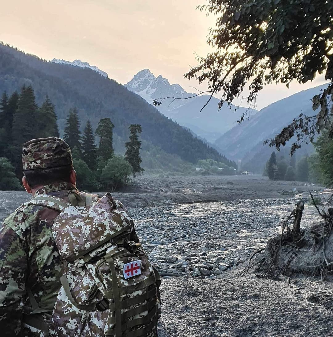 ახალი კადრები სტიქიის ეპიცენტრიდან