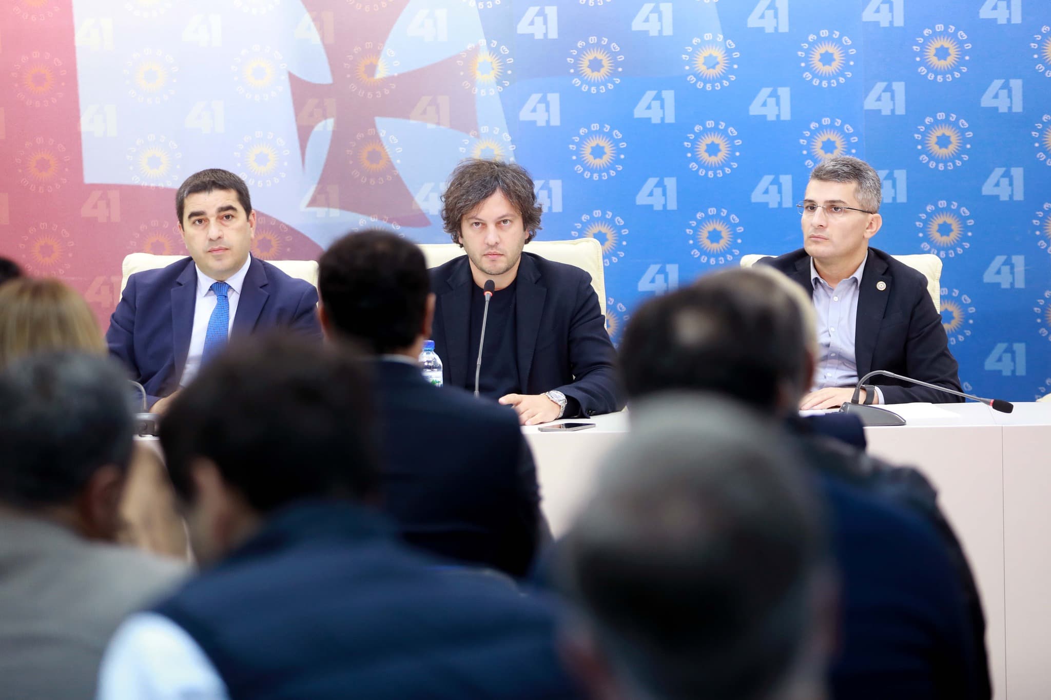 Frontnews image description