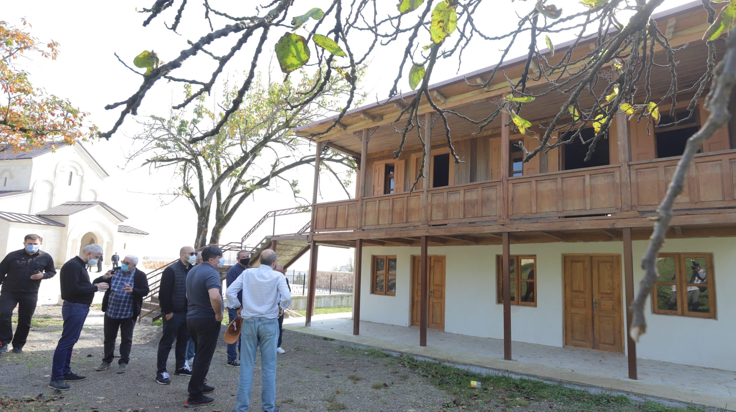 Frontnews image description