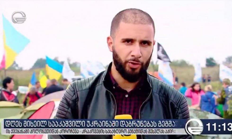 სააკაშვილის მომხრეები “შეგინთან” ტელეკომპანია “იმედის” ჟურნალისტს ფიზიკურად გაუსწორდნენ