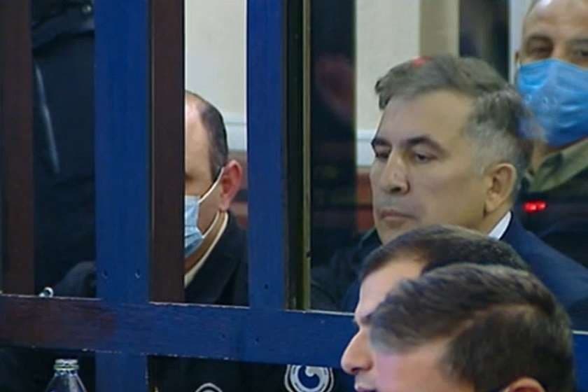 Saakashvili to doctor MPs of ruling party: visit me as a patient not as a politician