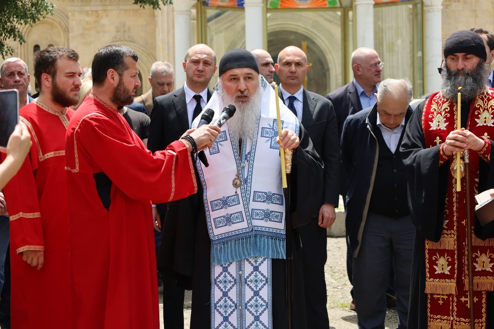 Frontnews image description