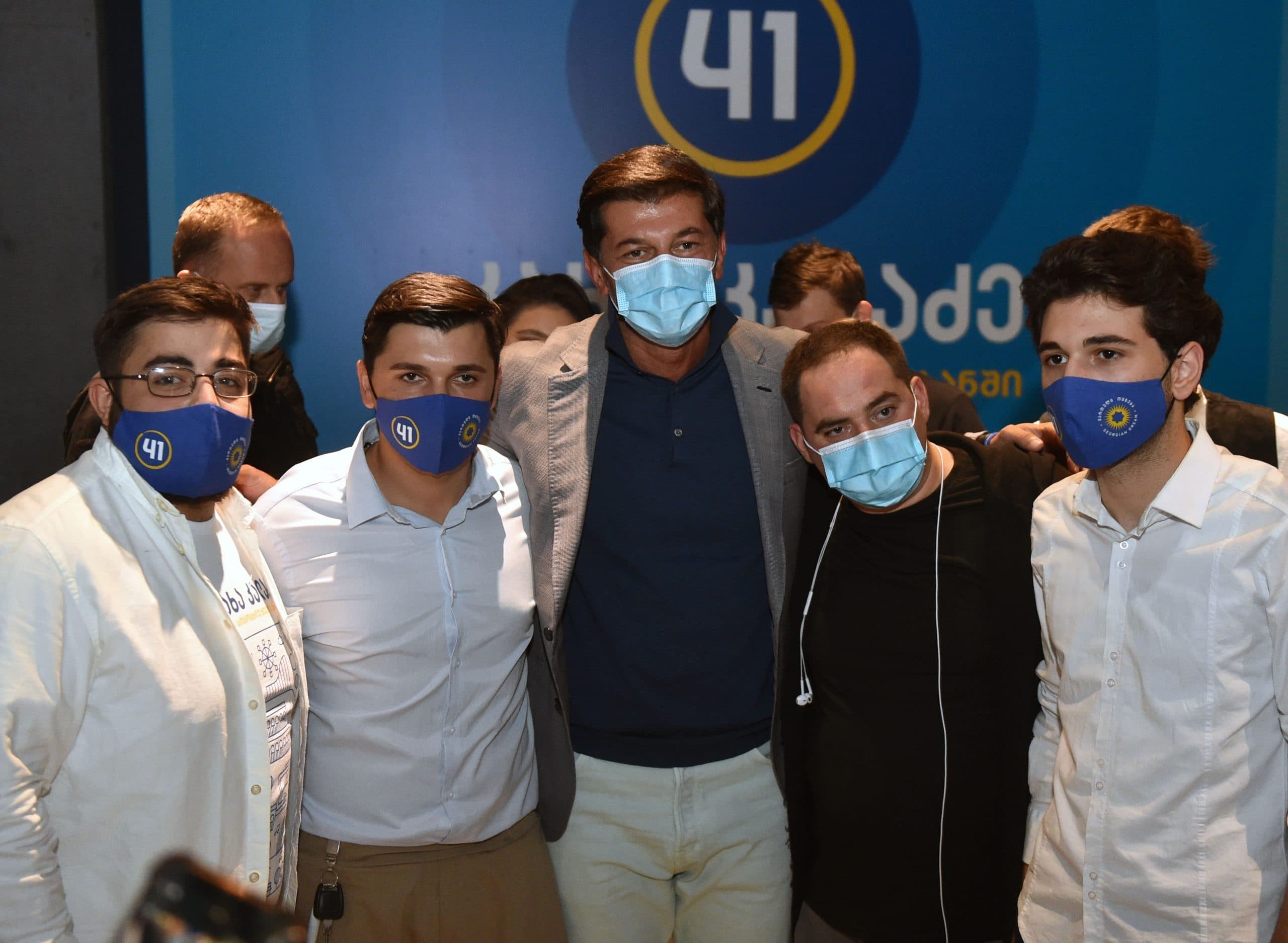 Frontnews image description