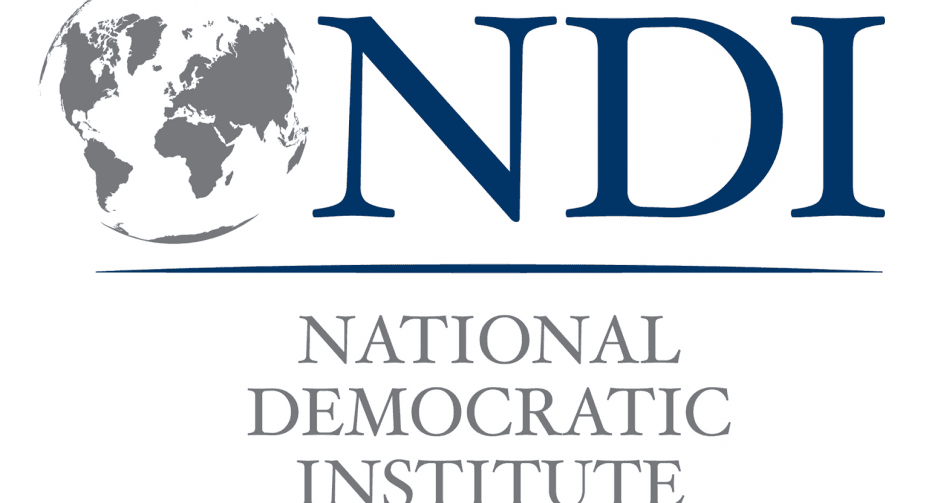 52% of respondents evaluate the activities of the government badly