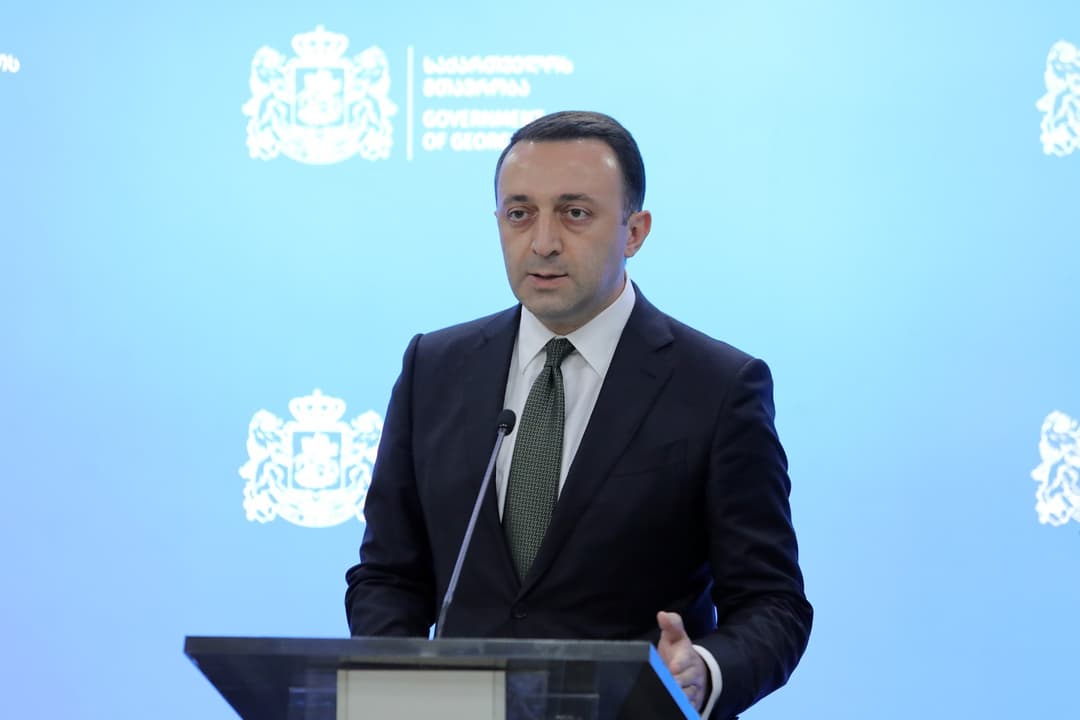 ირაკლი ღარიბაშვილი – ვულოცავ ბატონ ბიძინა ივანიშვილს დღევანდელ დღეს