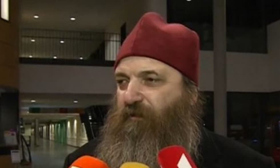 “რელიგიურ ომში არ უნდა ჩავერთოთ, მარტო უკრაინაზე ხომ არ უნდა ვიფიქროთ”