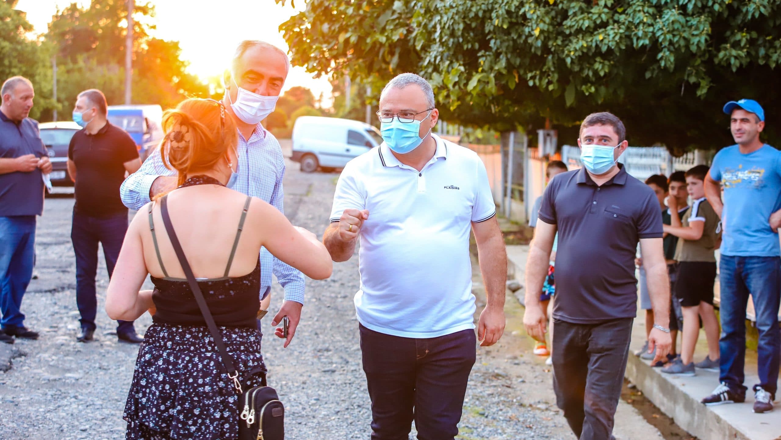 Frontnews image description