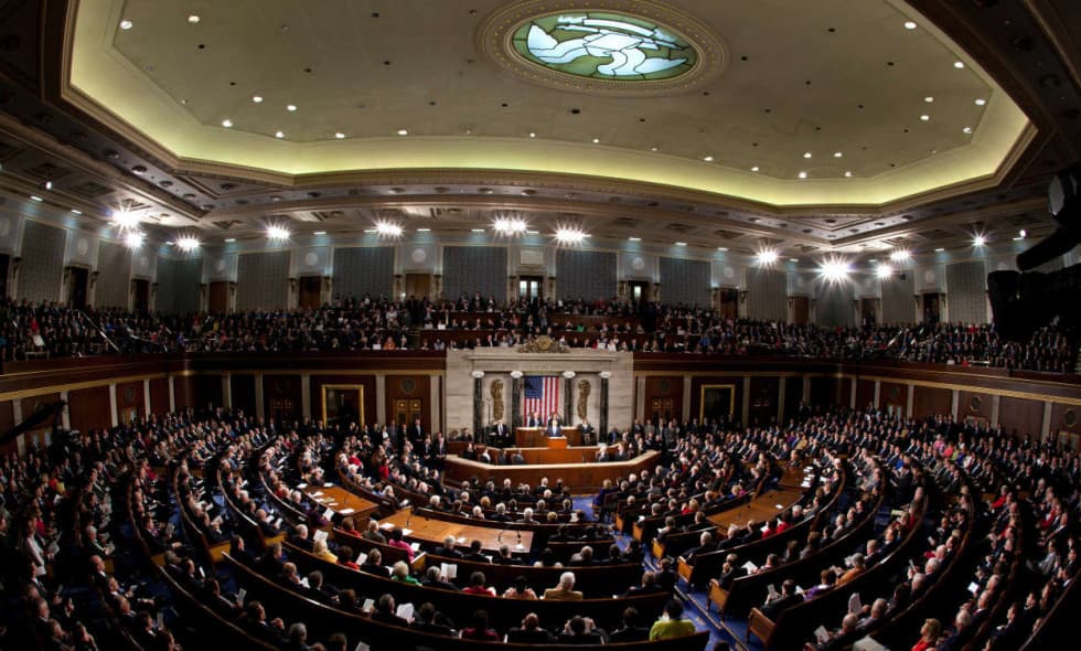 აშშ-ის სენატმა მიიღო რეზოლუცია, რომელიც უკრაინაში რუსეთის პროვოკაციულ ქმედებებს გმობს