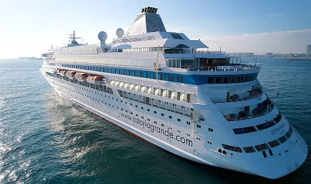 საზღვაო ტრანსპორტის სააგენტო – საკრუიზო გემის “ASTORIA GRANDE“ შემოსვლა კომერციული ხასიათისაა