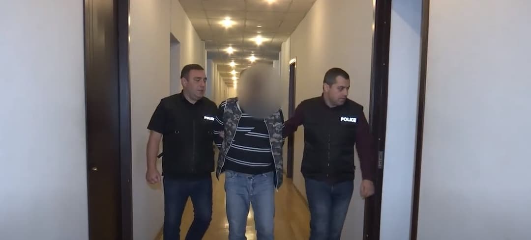 ქორწინების იძულებისა და დანაშაულის შეუტყობინებლობის ბრალდებით საგარეჯოში მოკლული 14 წლის გოგონას ბიძა დააკავეს