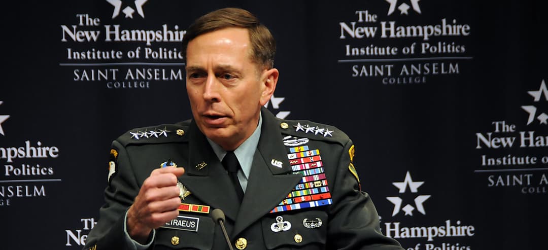 US destroys Russian troops, its naval fleet if Moscow uses nuclear weapon – retired CIA head Petraeus